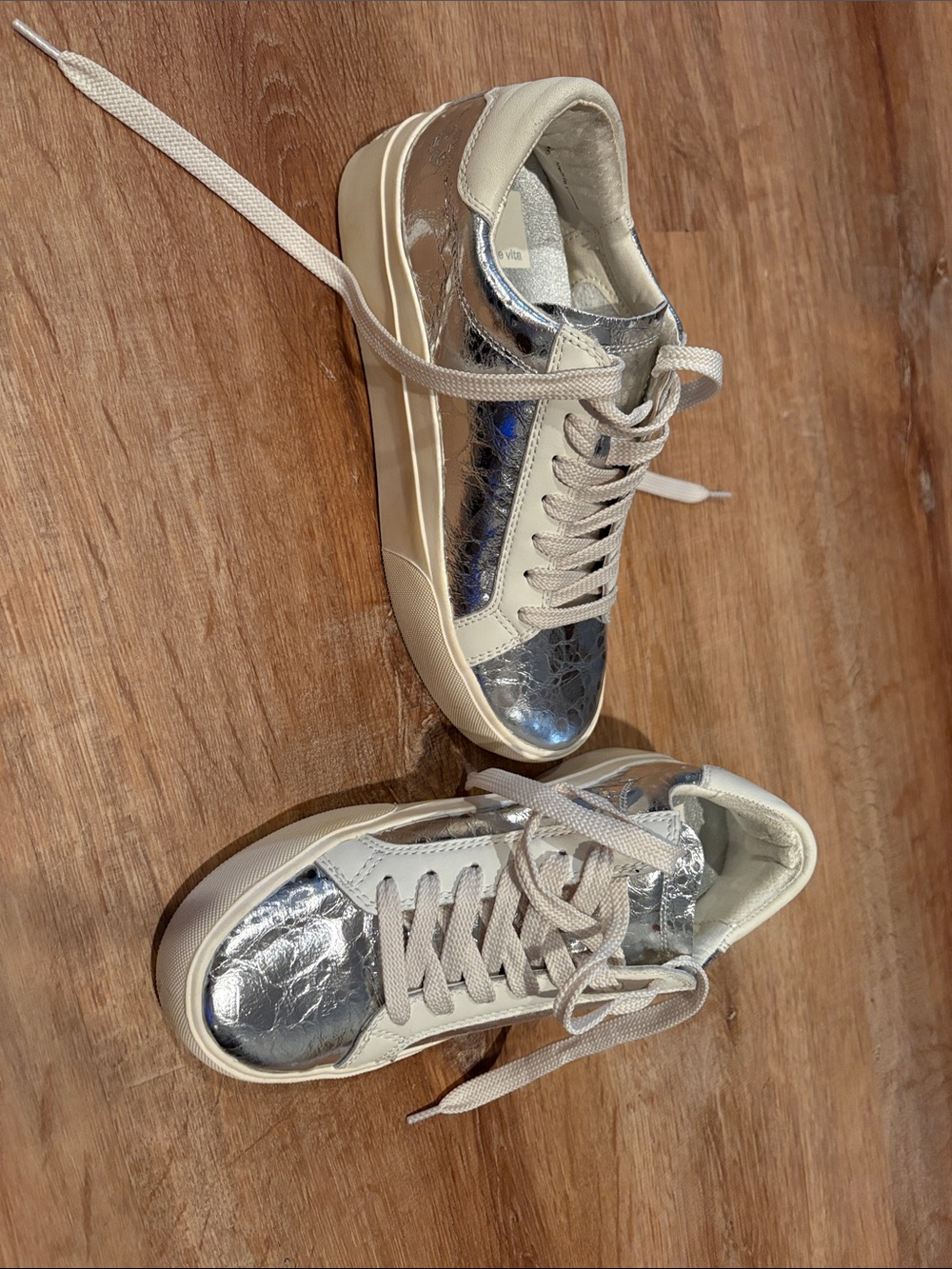 Dolce Vita Silver & Cream Low-Top Sneakers